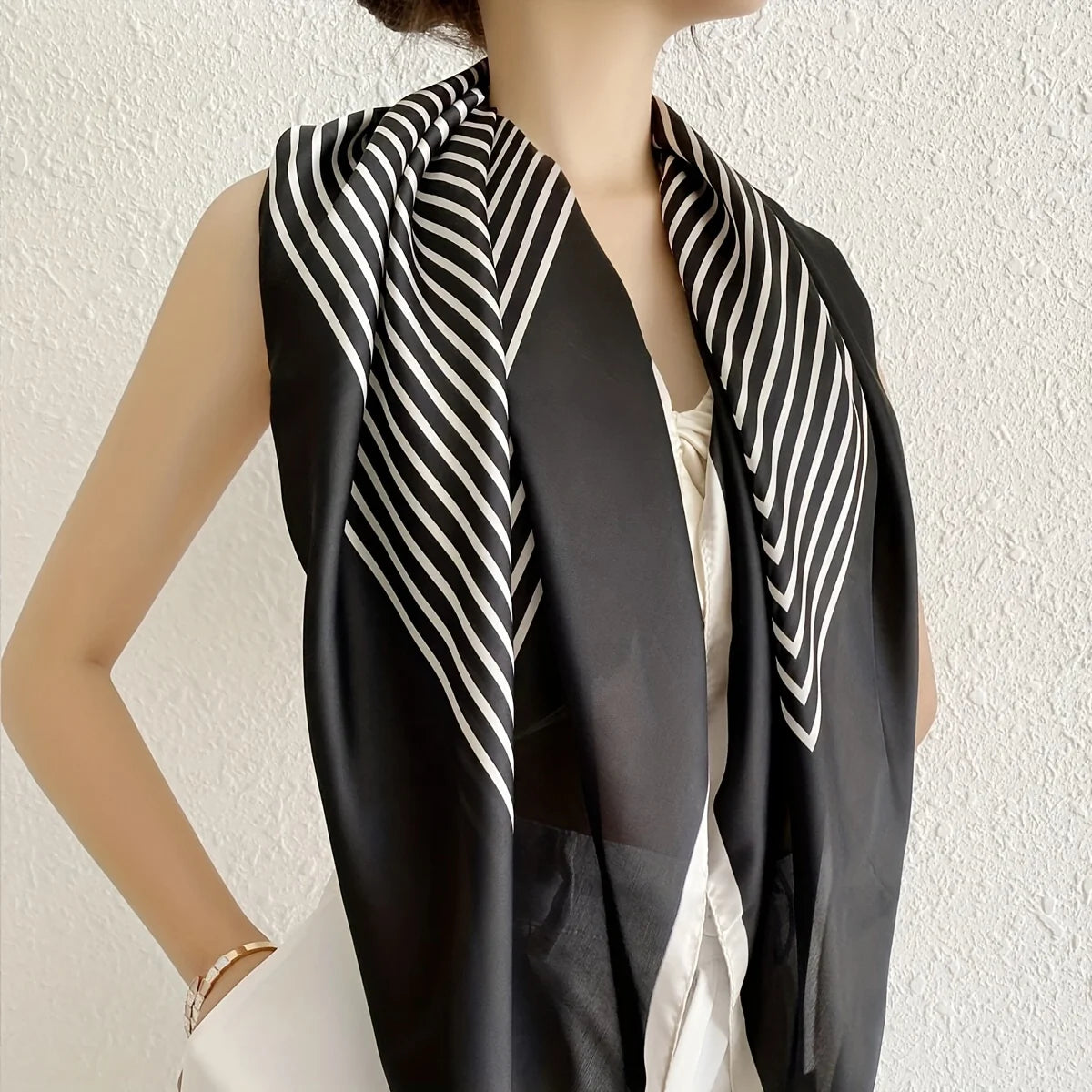 Black and White Stripe Scarf